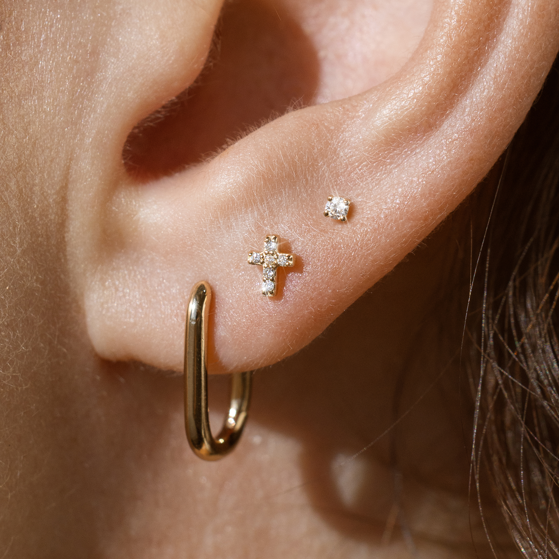 14k Diamond Prong-Set Stud Earring (Flat Back) - Single