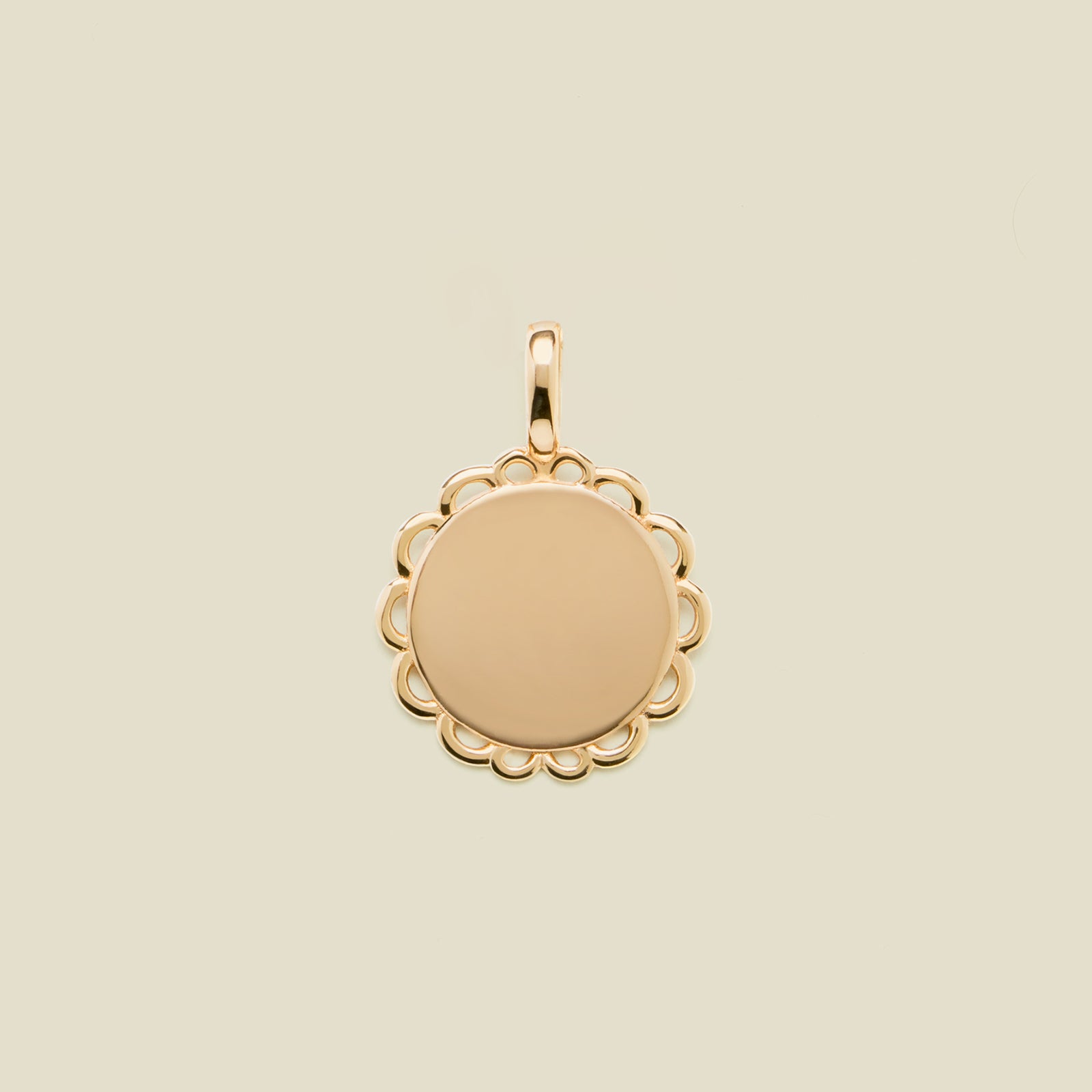 Engravable Ornate Circle Charm