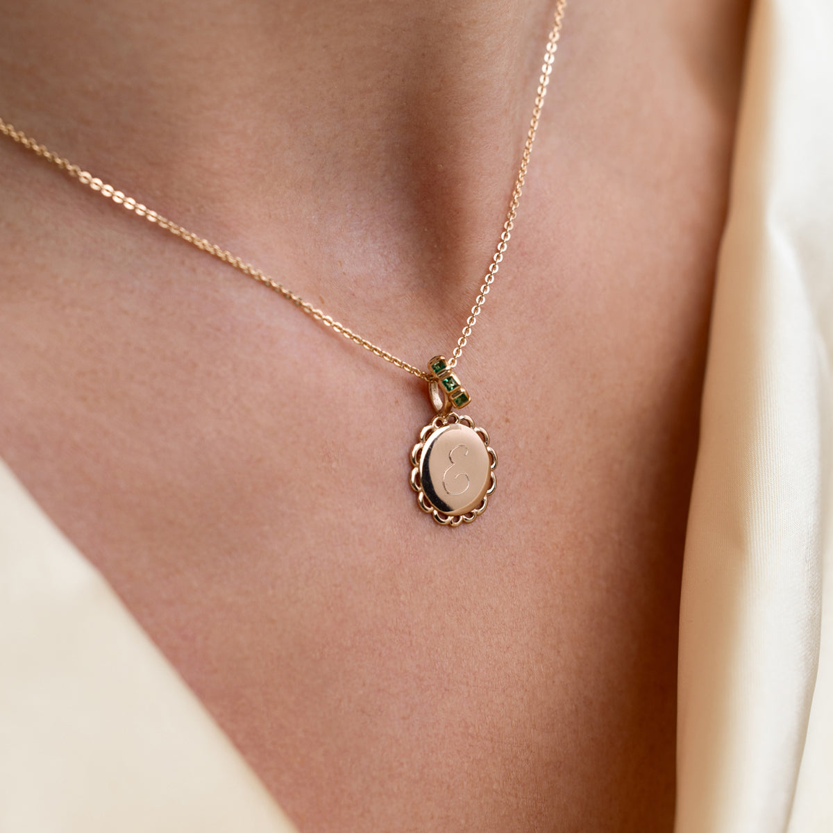 Engravable Ornate Circle Charm