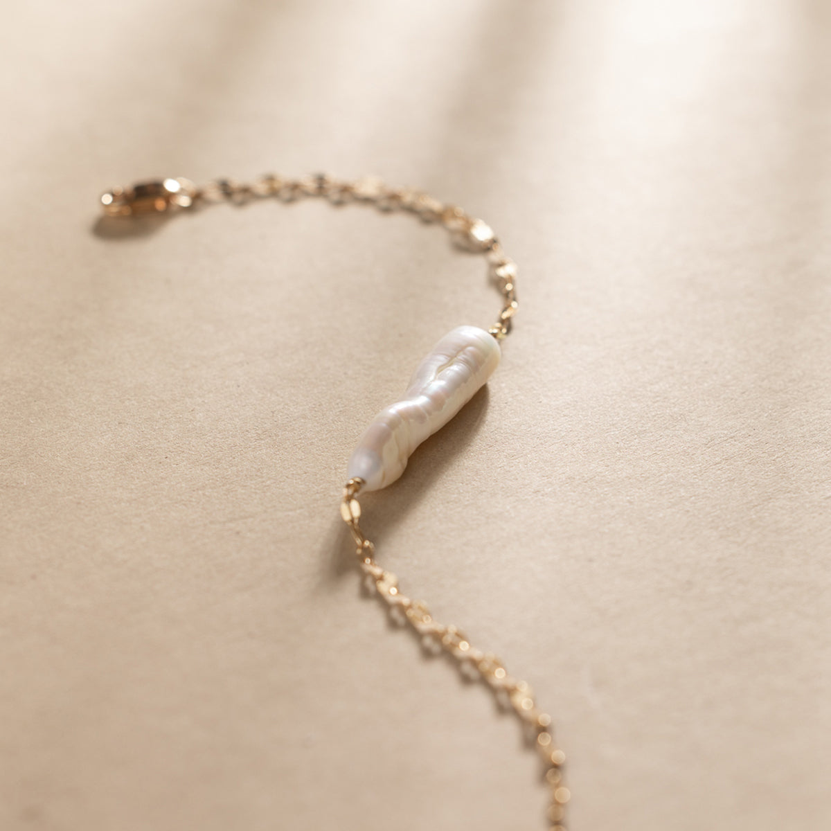 Baroque Pearl Bar Bracelet