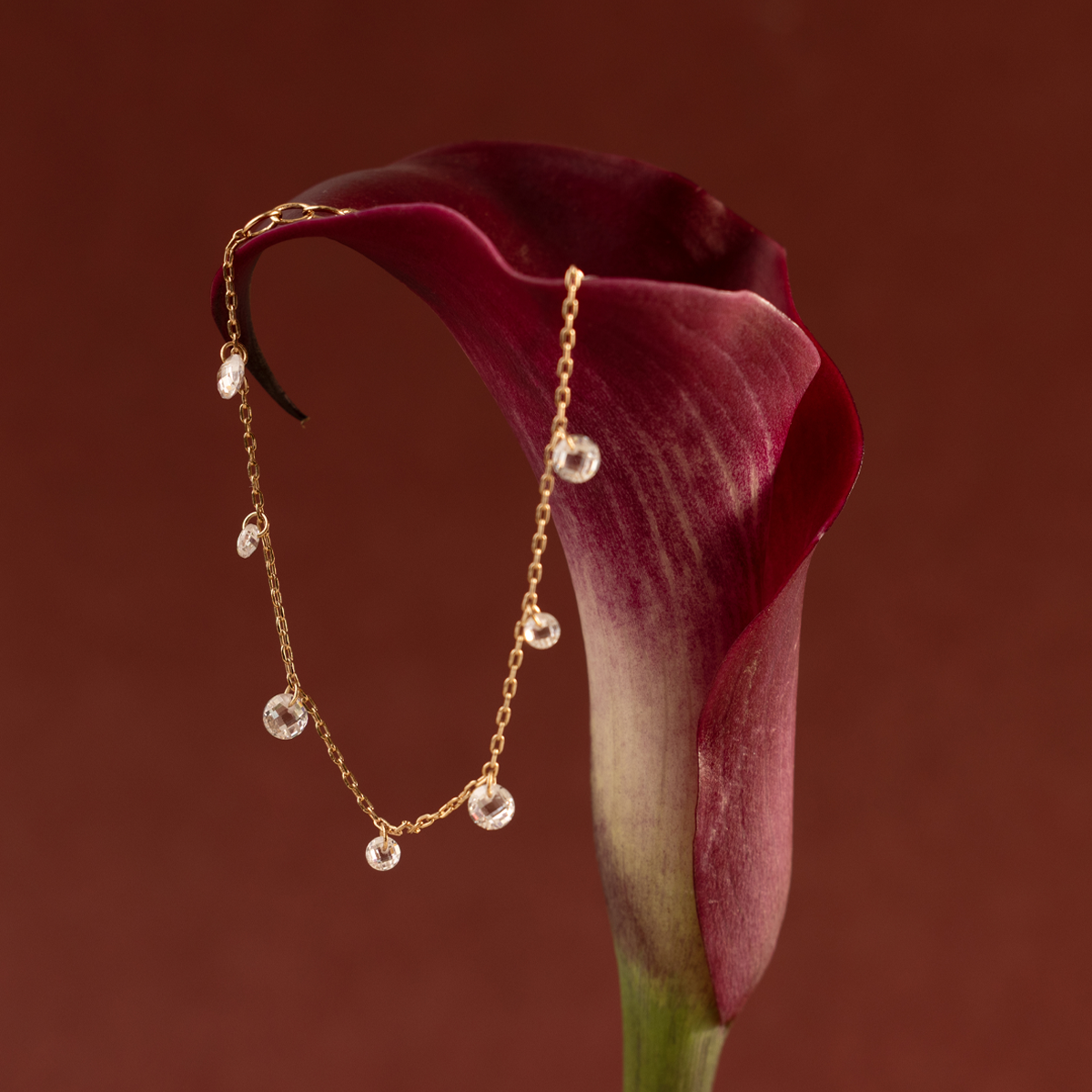 Dew Drop Floating Bracelet
