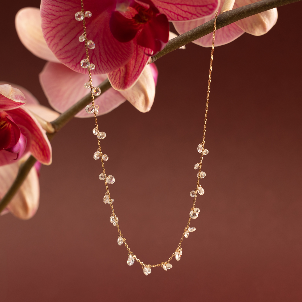 Dew Drop Floating Necklace