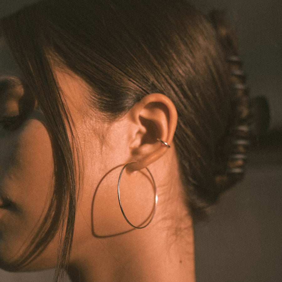 Luster Rounded Ear Cuff - Single Lifestyle