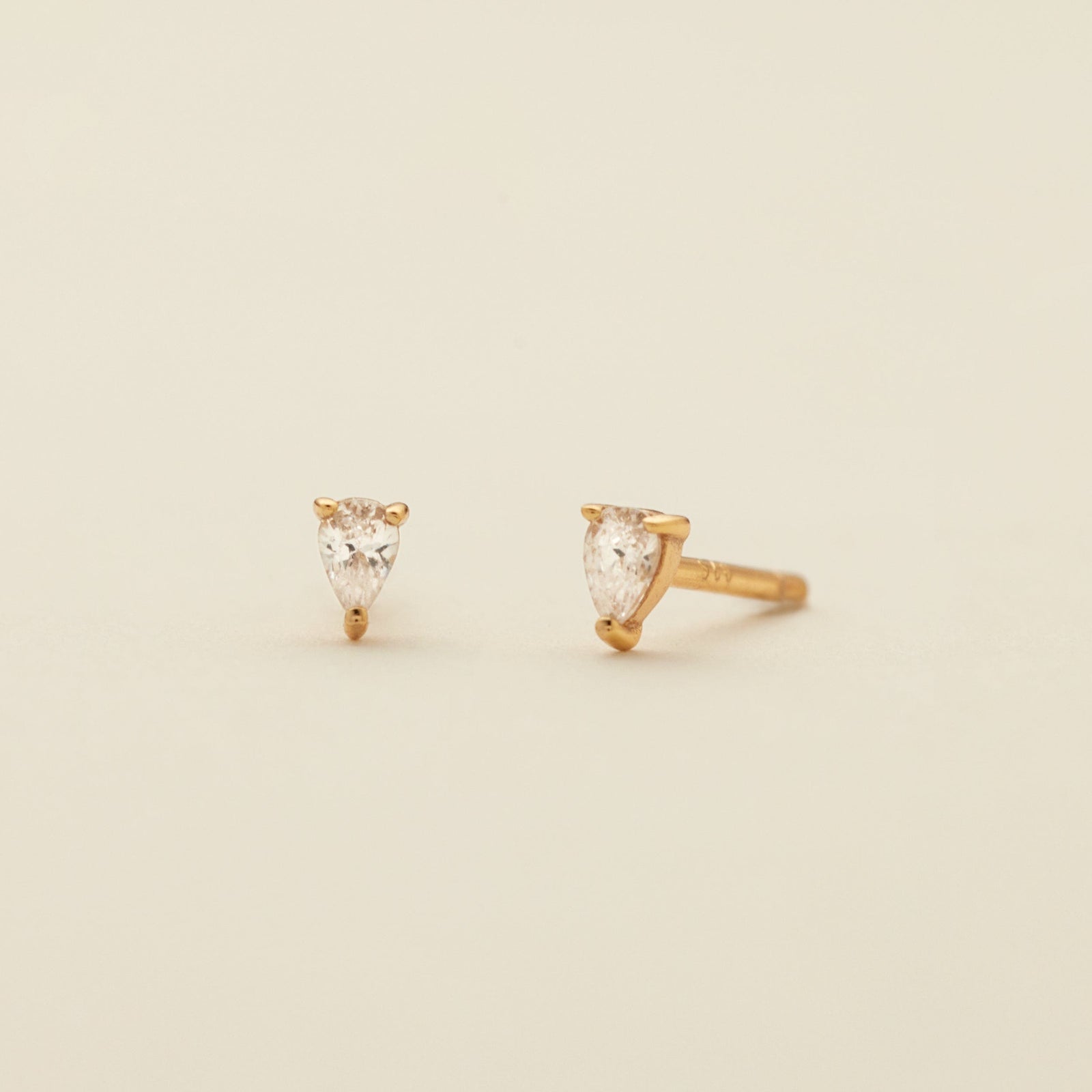 Luxe Pear Shaped Stud Earrings Gold Vermeil Earring