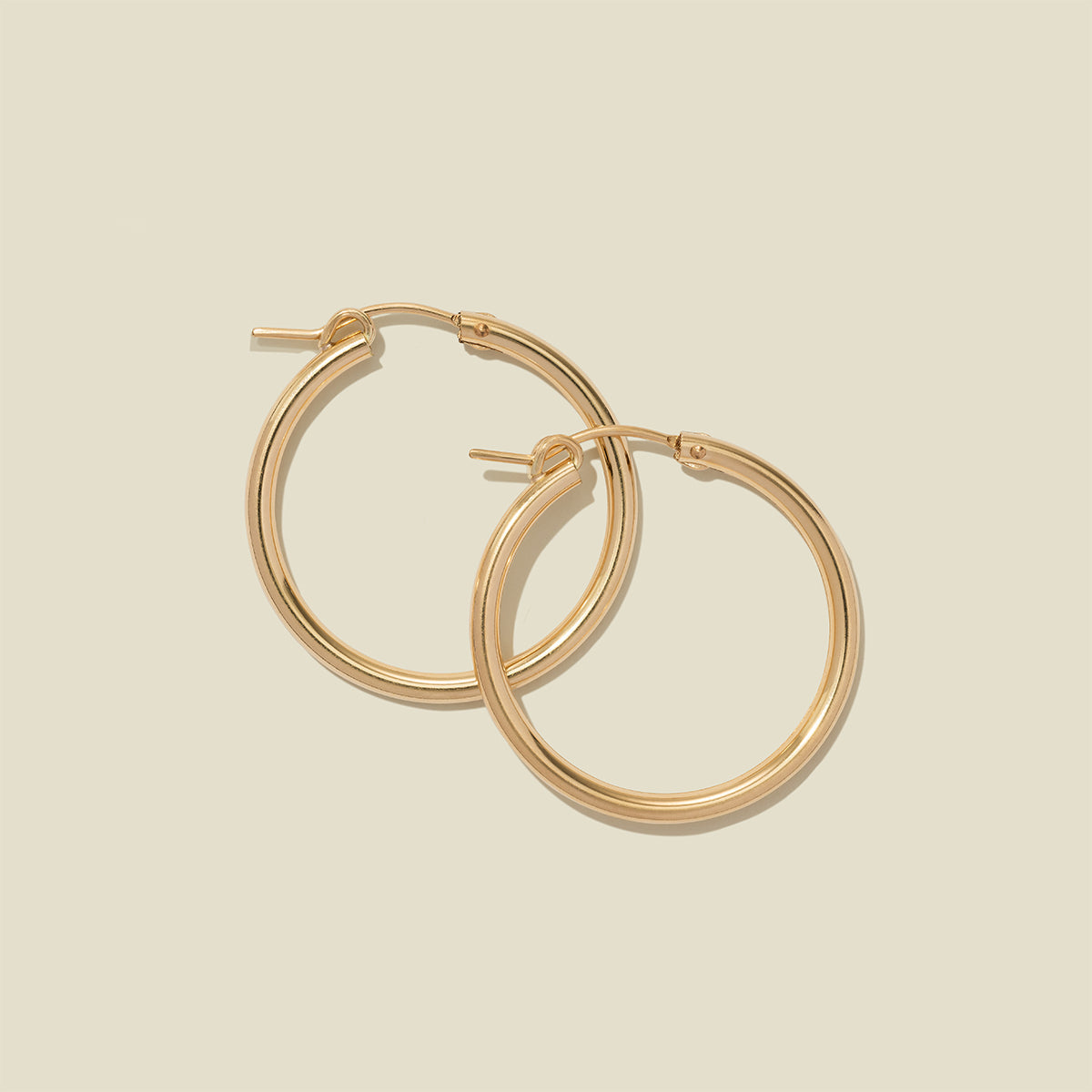 Maude Hoop Earrings Gold Filled / 29mm Earring