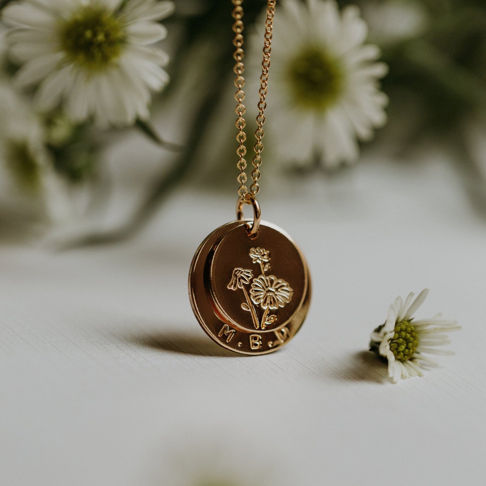 Nora Disc Necklace | 5/8" + 1/2" discs Necklace