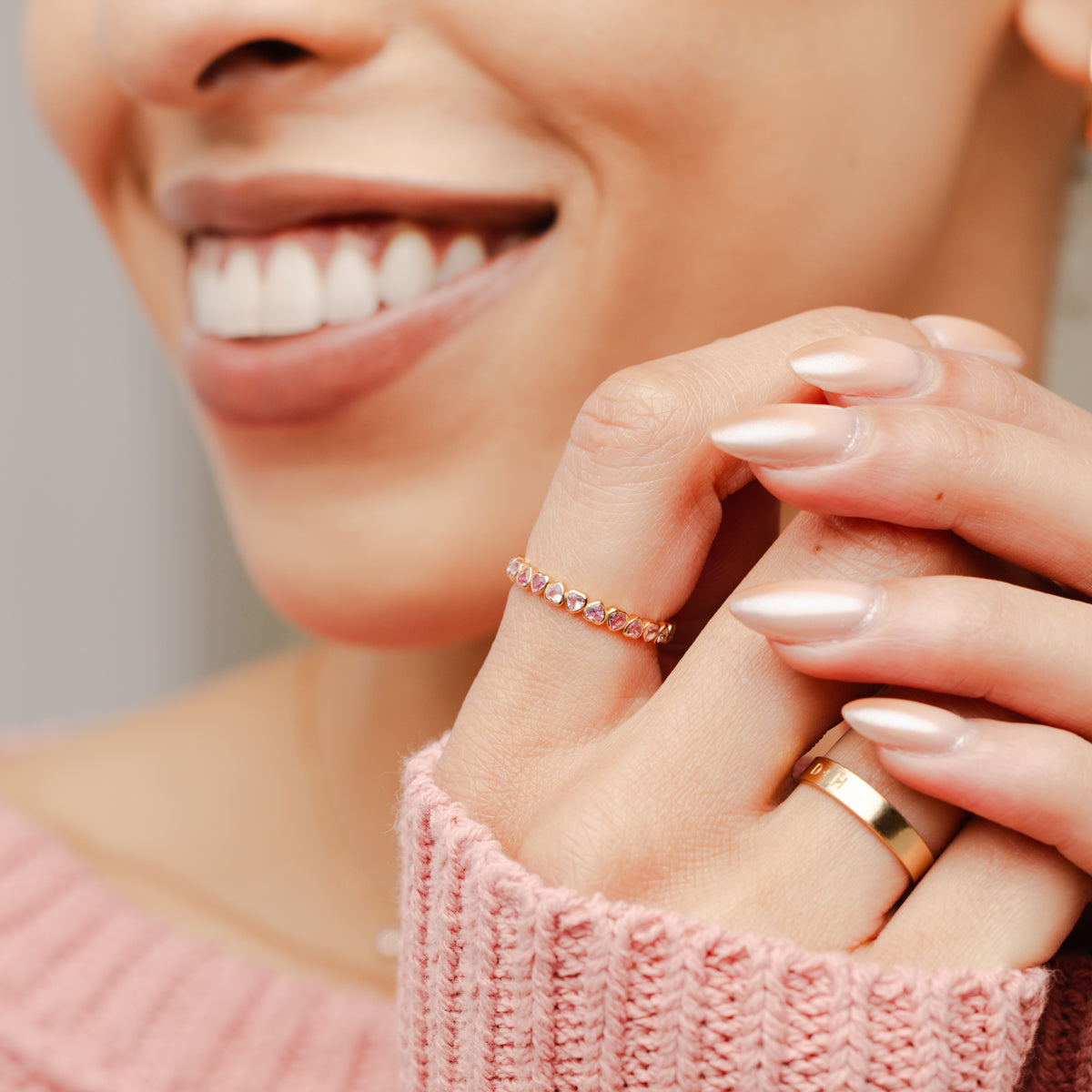 Ombre Pink Heart Eternity Band Ring Ring