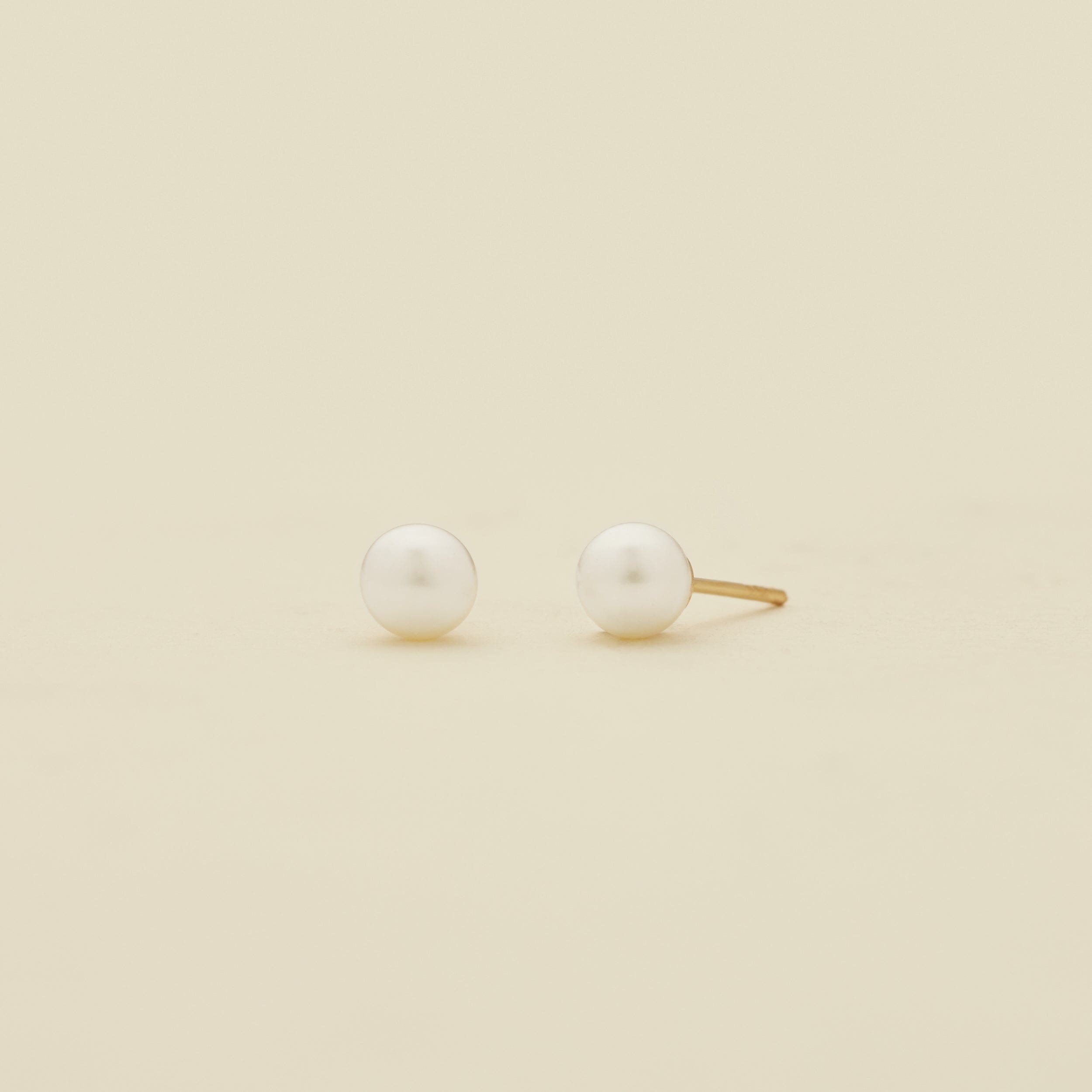 Pearl Stud Earrings Gold Vermeil Earring