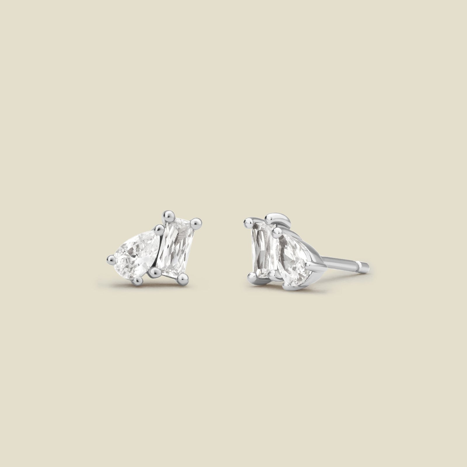 Toi et Moi Stud Earrings Silver Earring